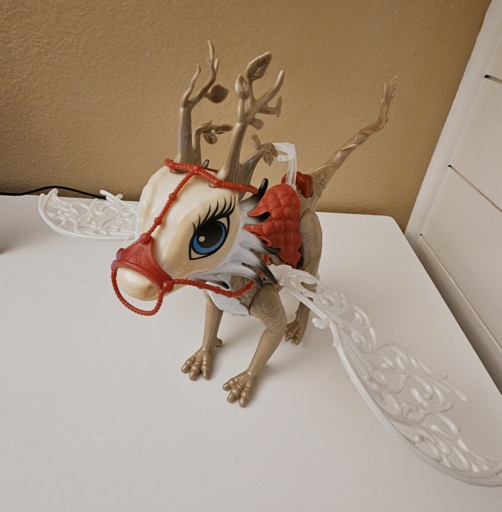 Ever After High Dragon Games Braebyrn 11.5" Figure Apple White Monster High 2015
